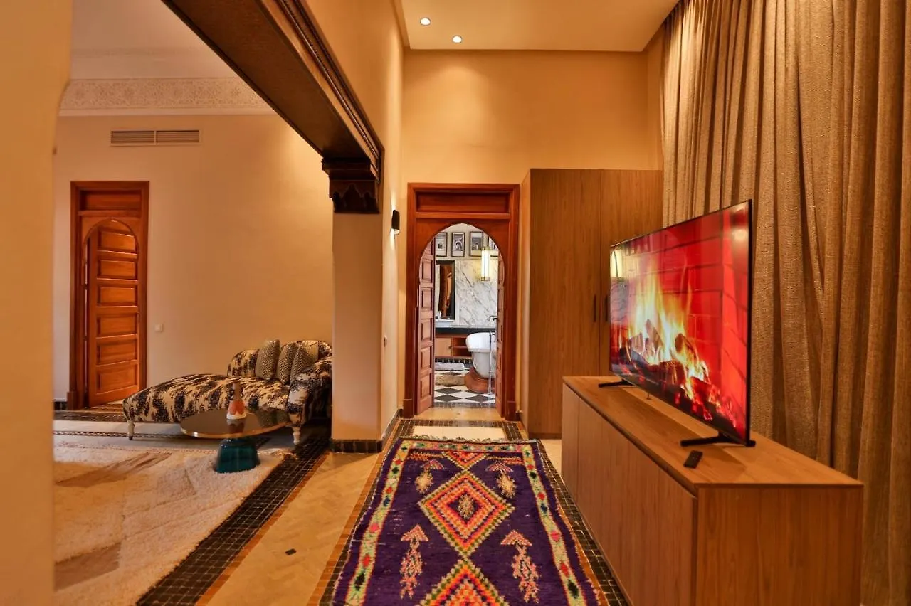 Villa May Sur Le Golf De La Palmeraie With Cooker And Butler Included Marrakesh 0*,