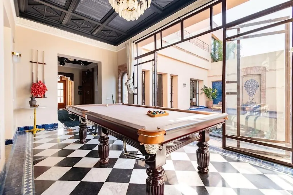 Villa May Sur Le Golf De La Palmeraie With Cooker And Butler Included Marrakesh 0*,